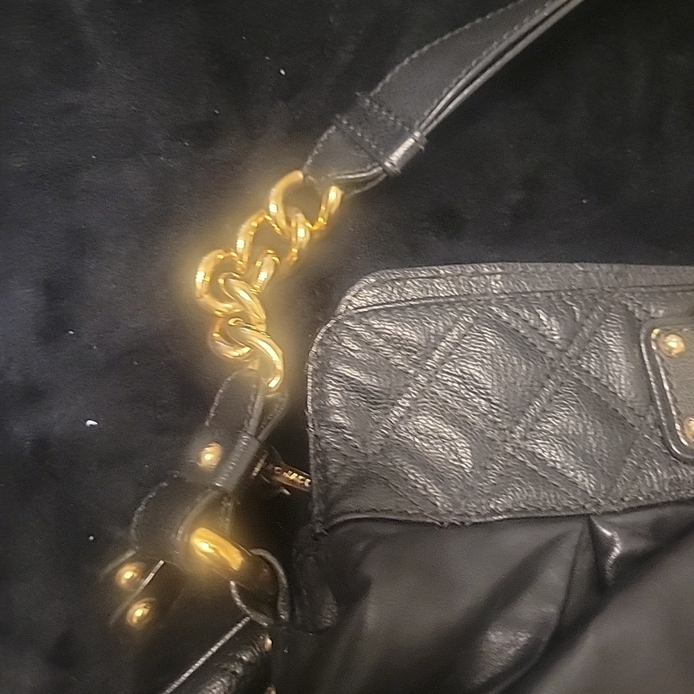 Marc Jacobs Black Quilted Shoulder Bag with Gold Accents - Picture 2 of 11